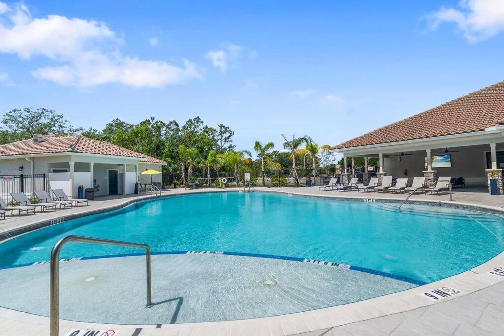 Elegant 1Br/1Ba Condo With Pool, Gym And Laundry Melbourne Exterior foto